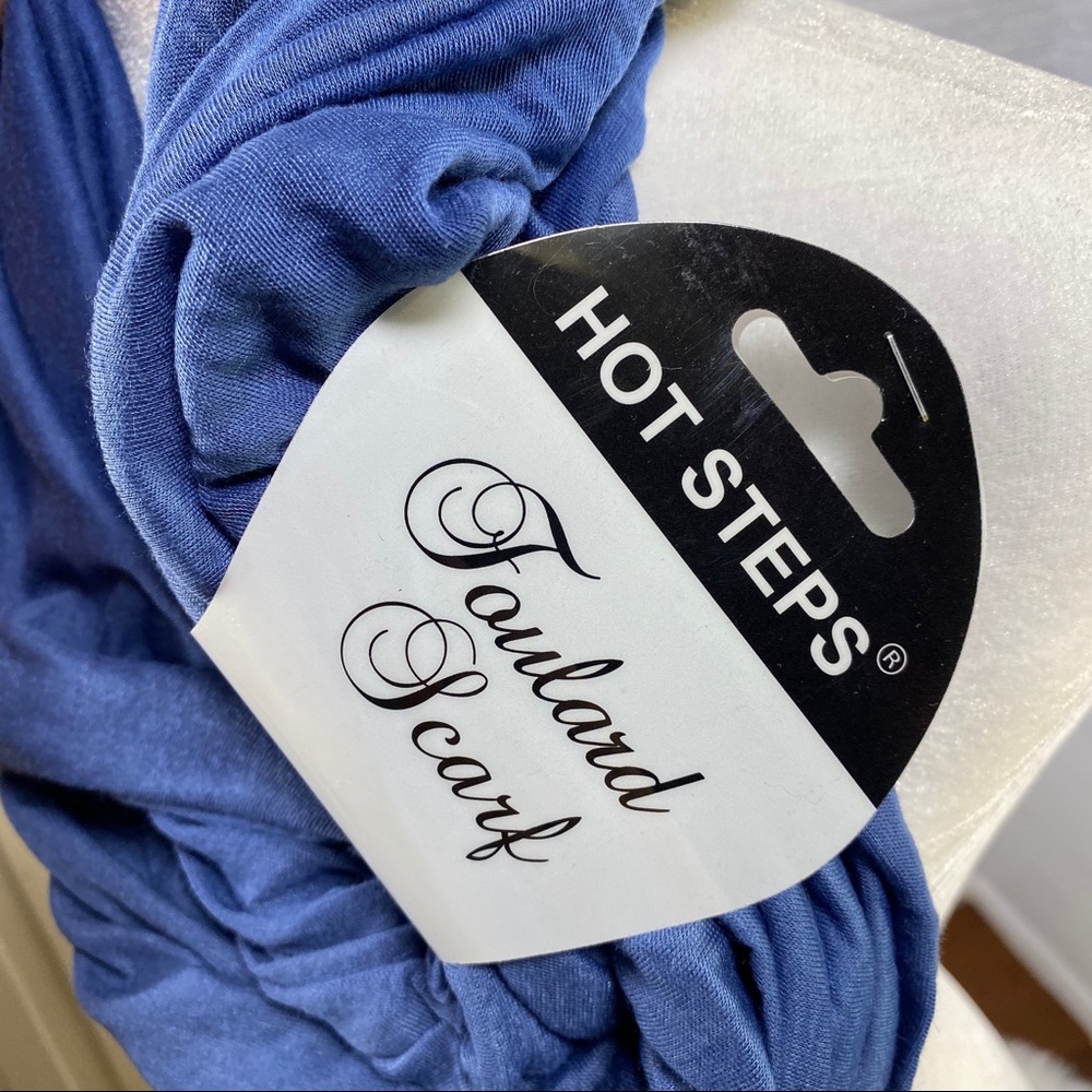 ⭐️SEE NEW LISTING⭐️Hot Steps Blue Foulard Scarf - Picture 2 of 6